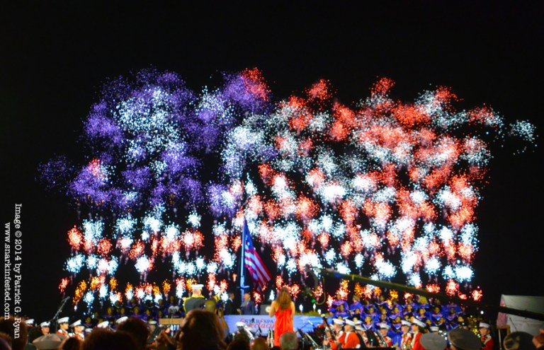 American Flag Fireworks *2630